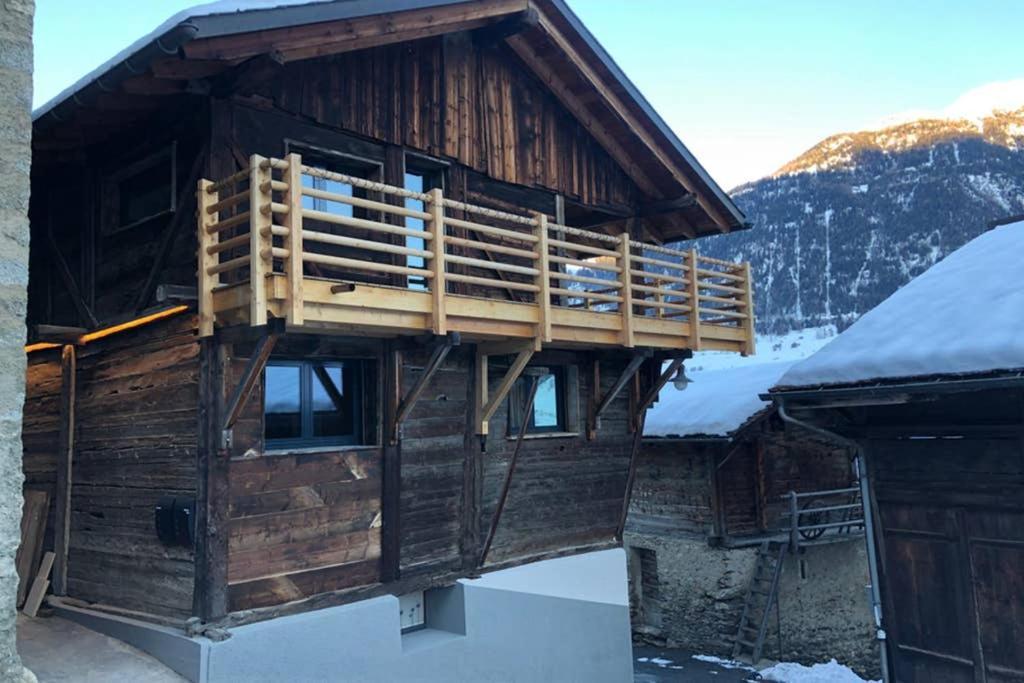 Grand Appartement Avec Terrasse A Chez-Les-Reuses Orsières エクステリア 写真