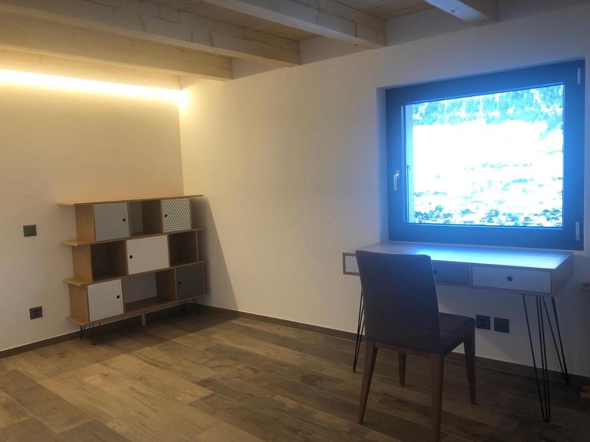 Grand Appartement Avec Terrasse A Chez-Les-Reuses Orsières エクステリア 写真