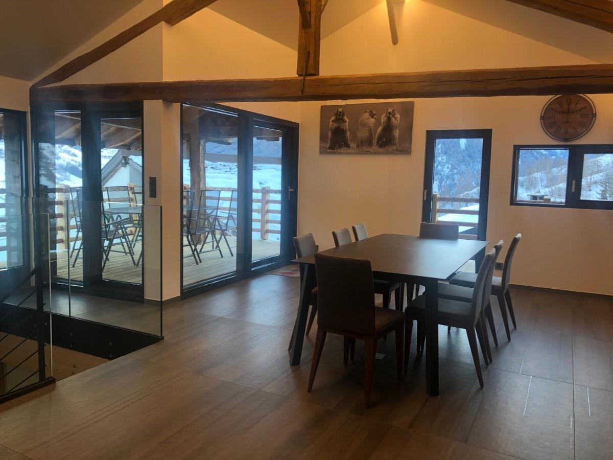 Grand Appartement Avec Terrasse A Chez-Les-Reuses Orsières エクステリア 写真
